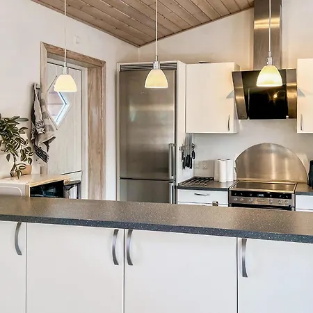 Сasa de vacaciones Pet Friendly In With Swimming Pool Fårvang